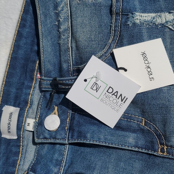 SOLD - NWT Sneak Peek Sexy Boyfriend Denim Shorts Lace Cutout 30 Size M Raw Hem - Picture 2 of 9